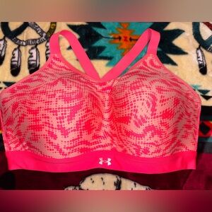 NWOT Under Armour Hot Pink Printed Medium-Impact Sports Bra